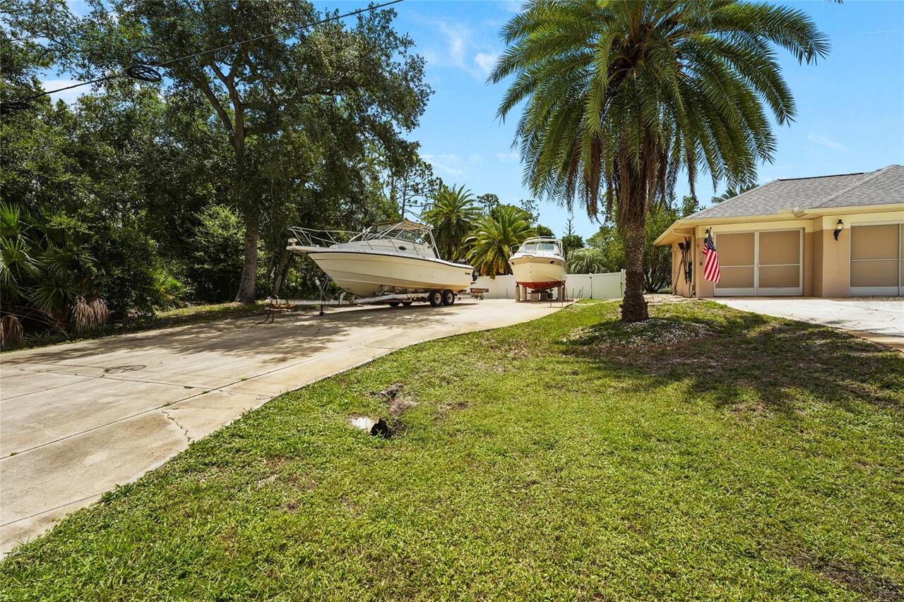 Listing Photo 9