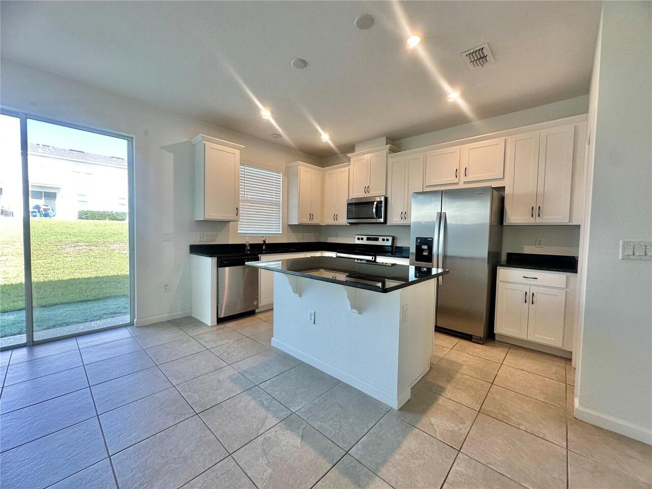 Listing Photo 7