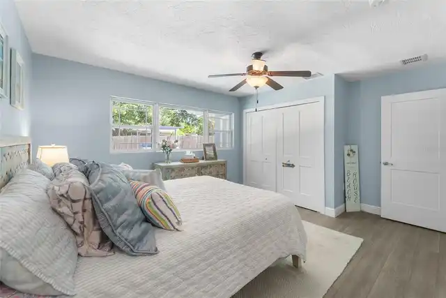 Listing Photo 35