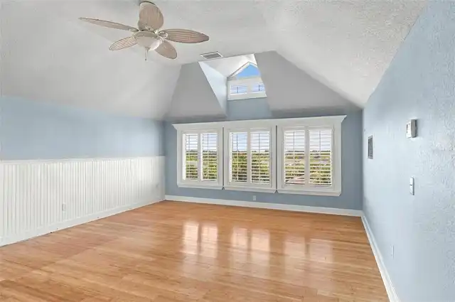 Listing Photo 27