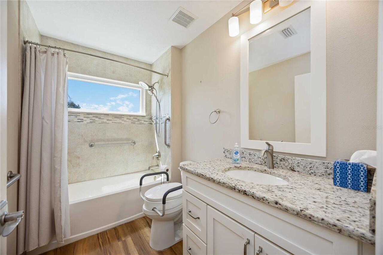 Listing Photo 25