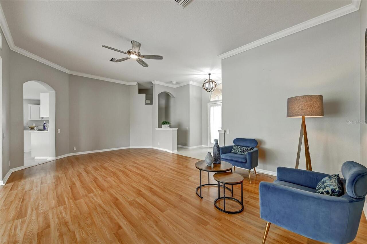 Listing Photo 9