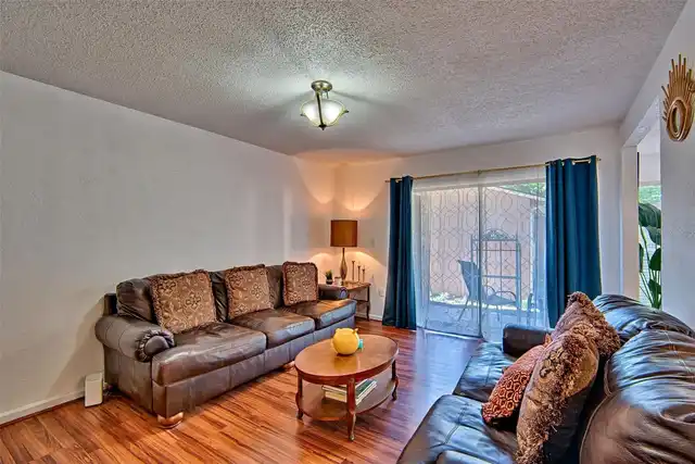 Listing Photo 7