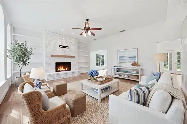 Listing Photo 6