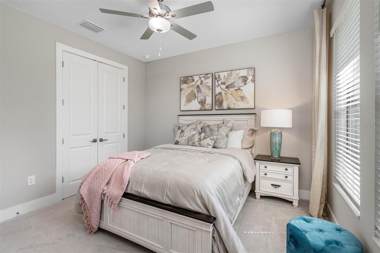 Listing Photo 11