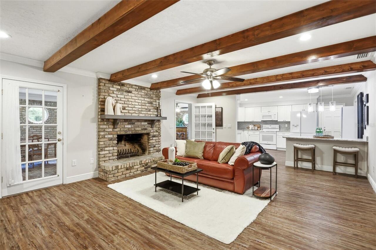 Listing Photo 10