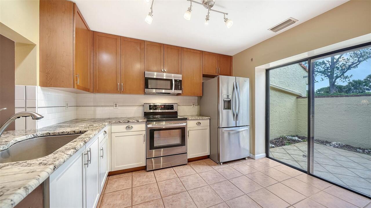 Listing Photo 15