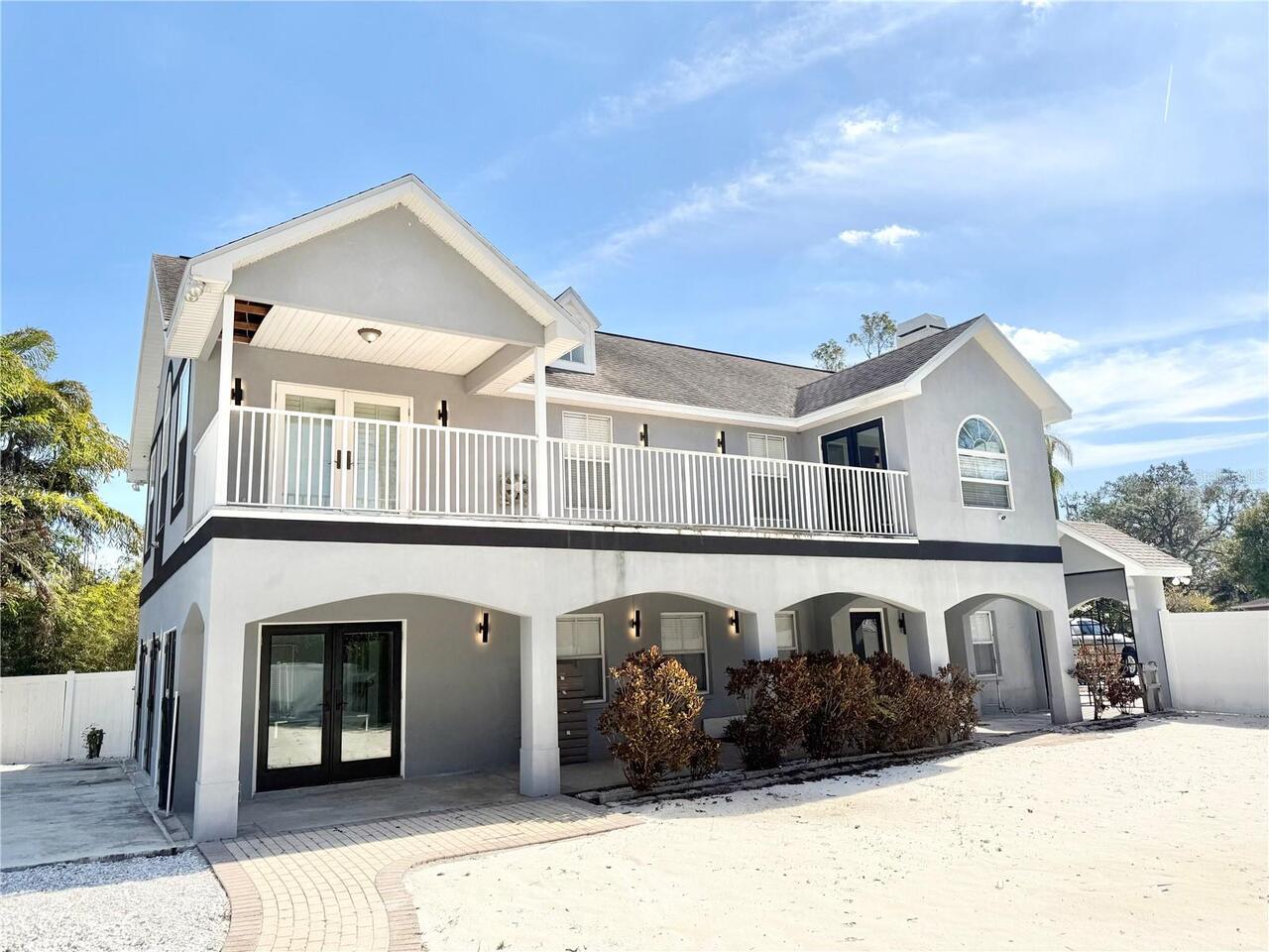 Listing Photo 12