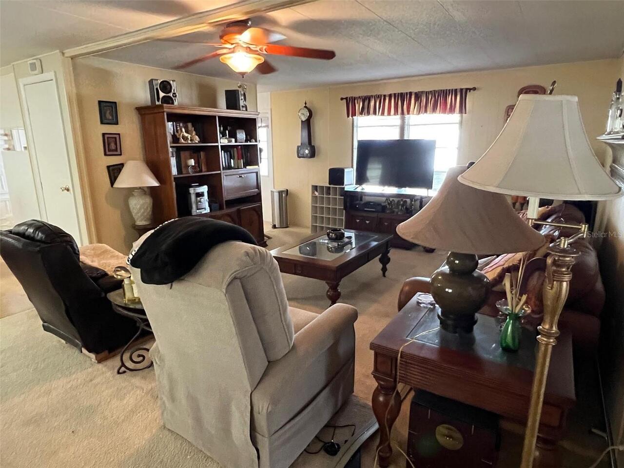 Listing Photo 10