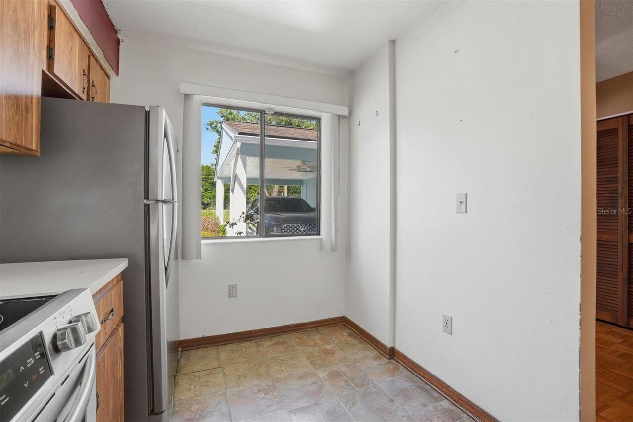 Listing Photo 14