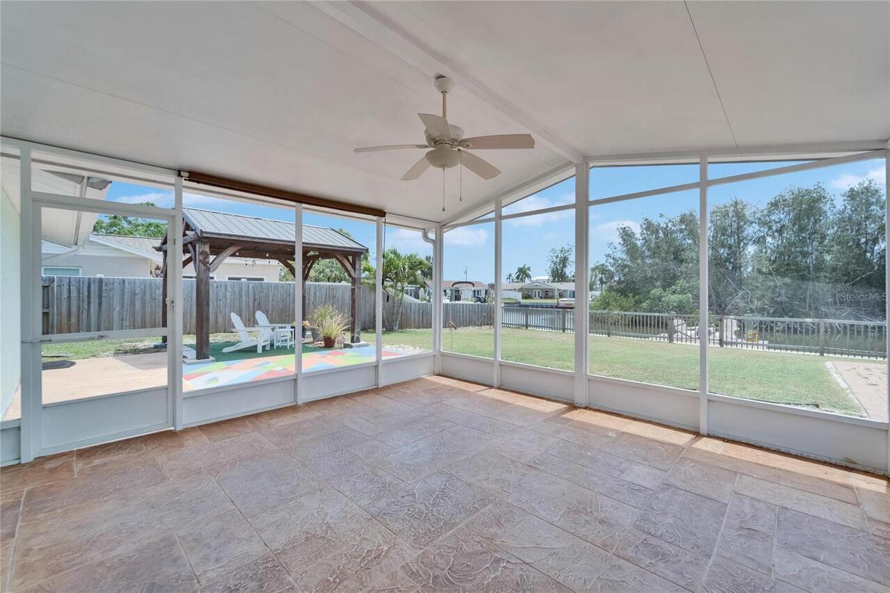 Listing Photo 17