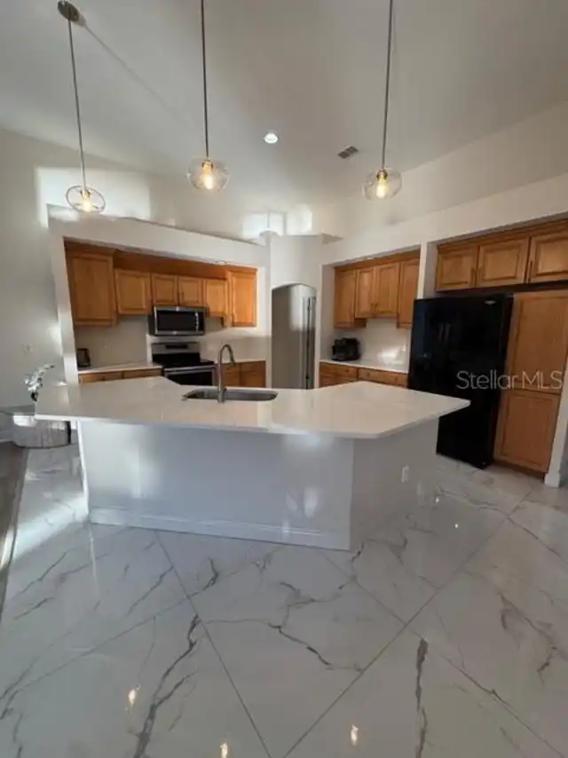 Listing Photo 16