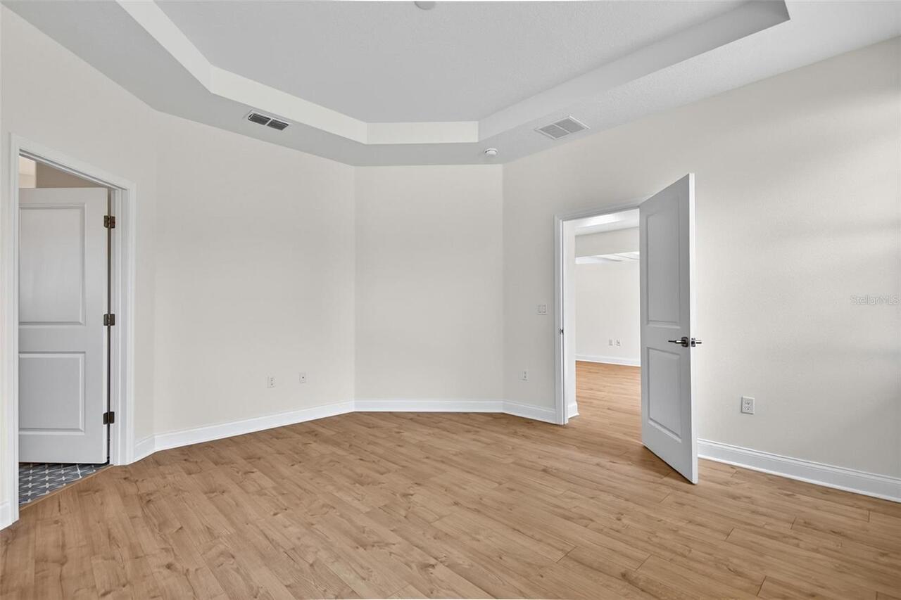 Listing Photo 42