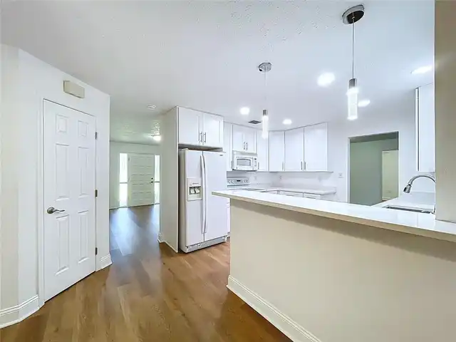 Listing Photo 33