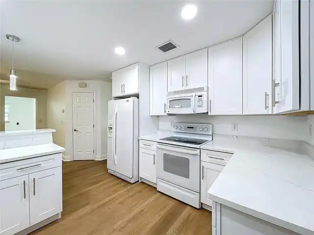 Listing Photo 41