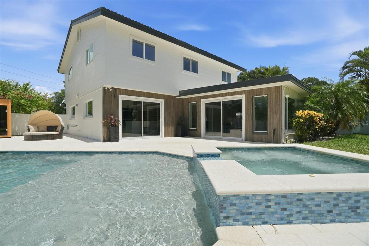 Listing Photo 6