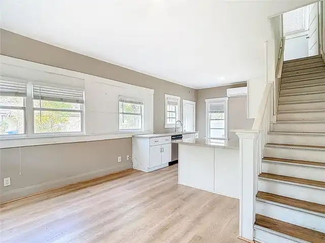 Listing Photo 25