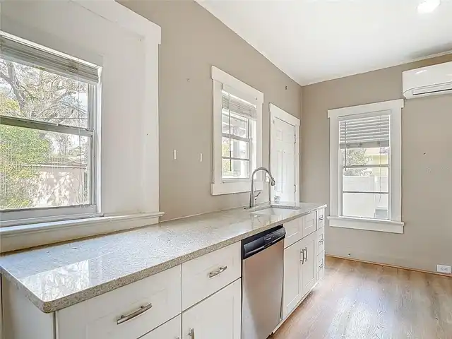 Listing Photo 29