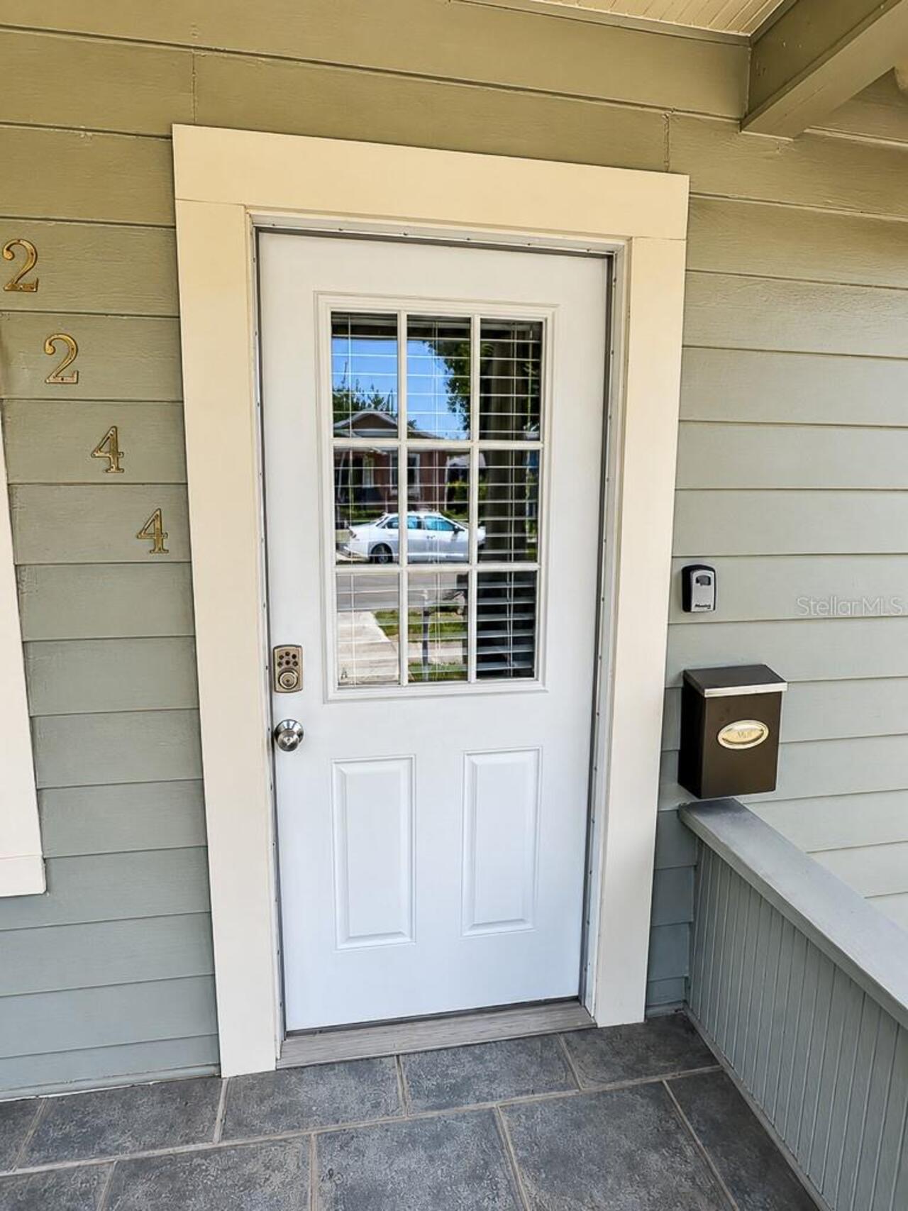 Listing Photo 9