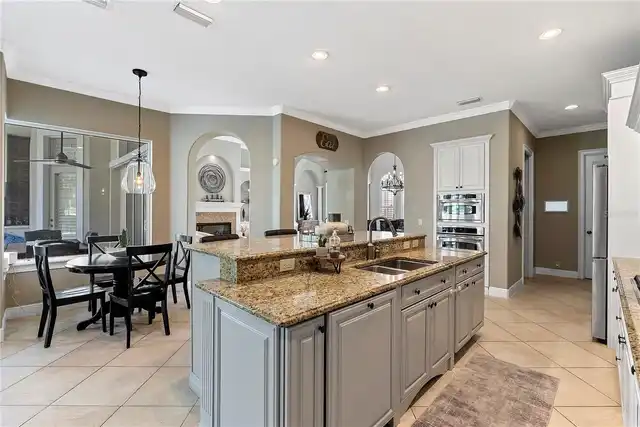 Listing Photo 16