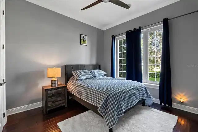 Listing Photo 23