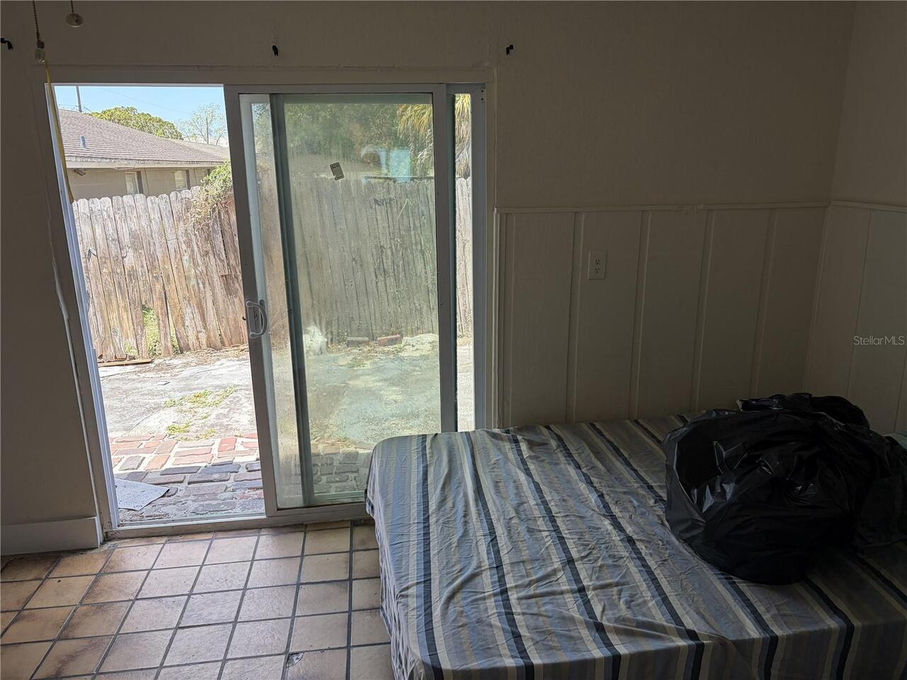 Listing Photo 12