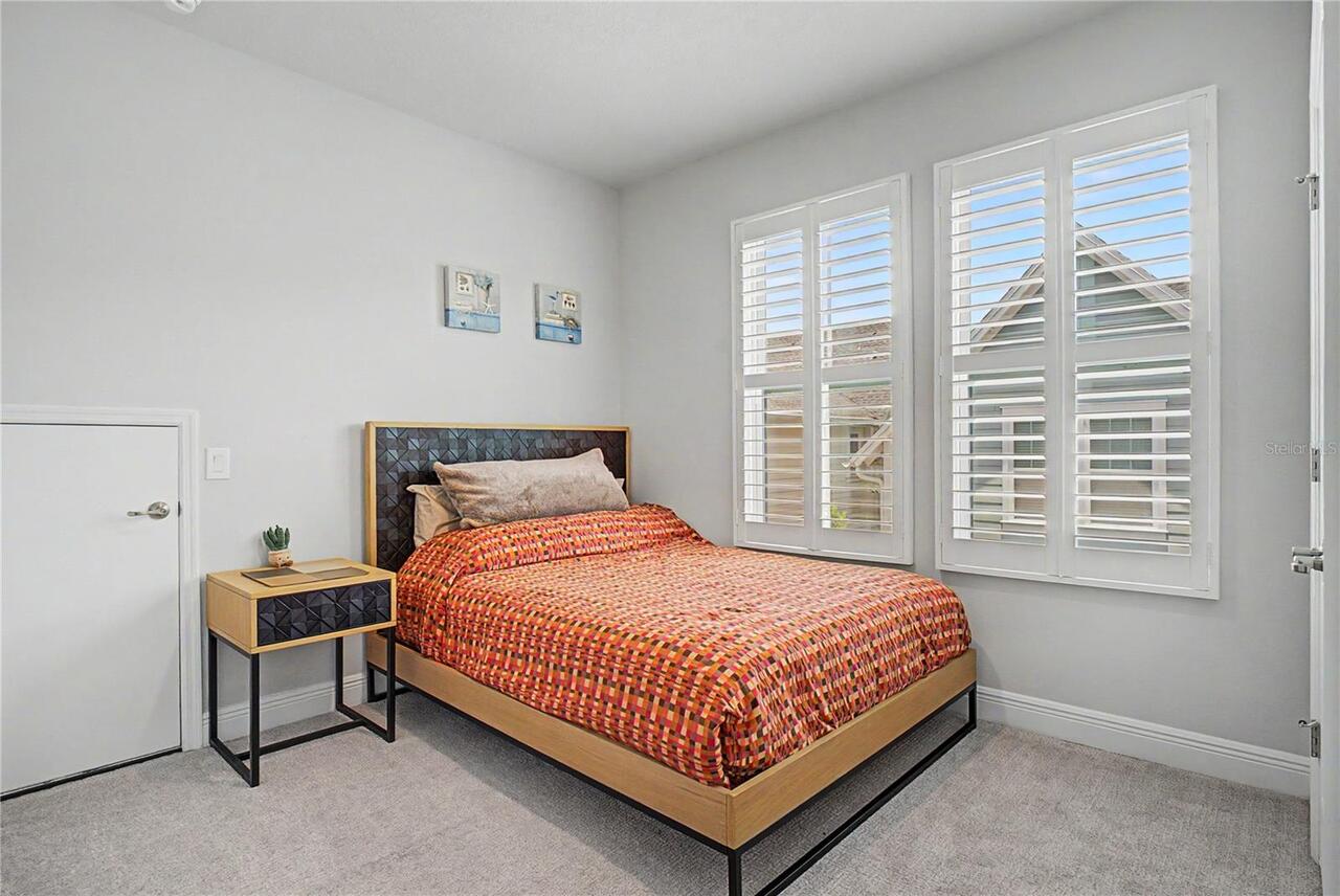 Listing Photo 17