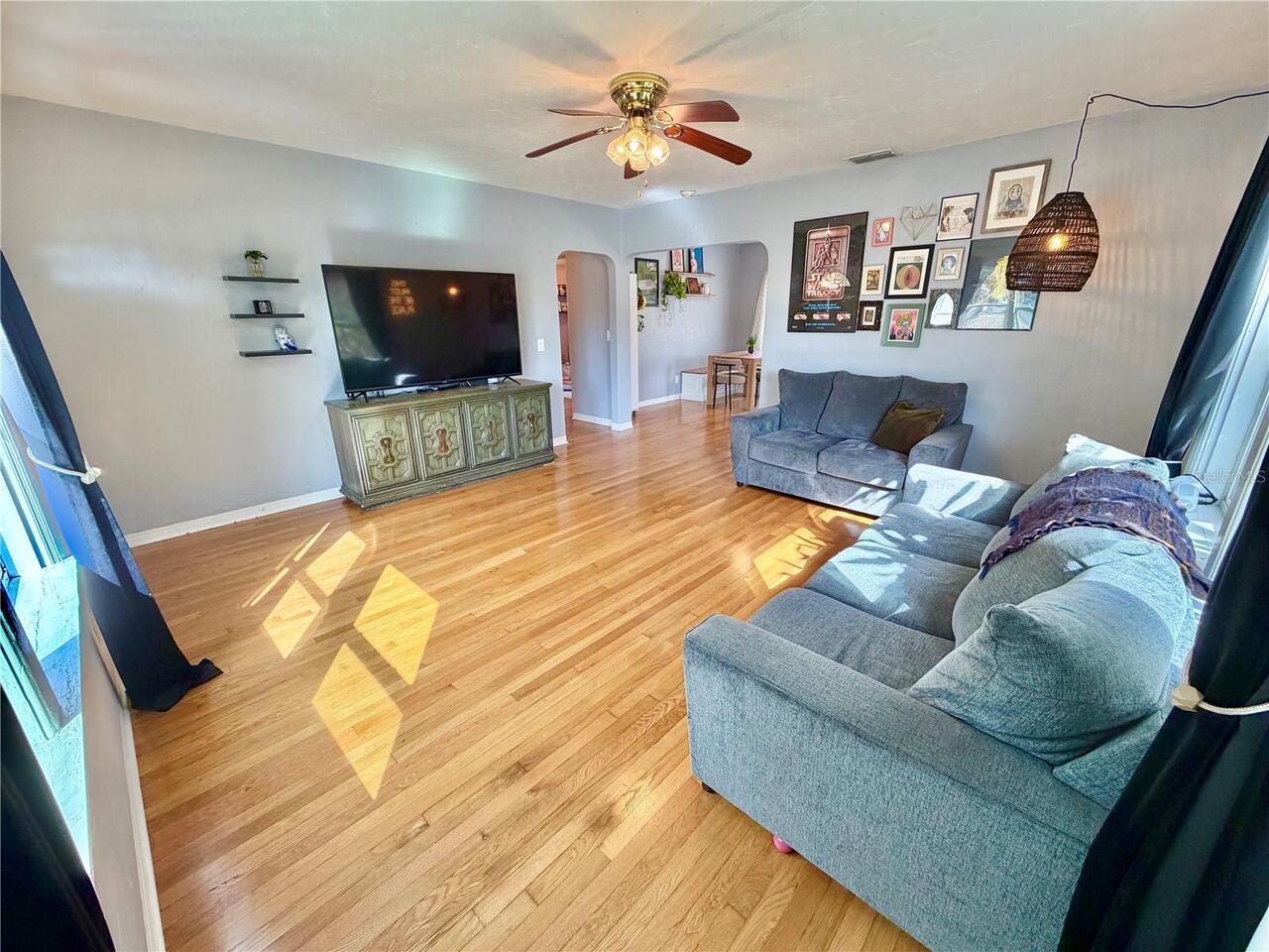 Listing Photo 6