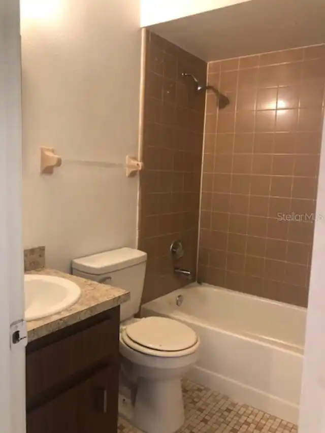 Listing Photo 15