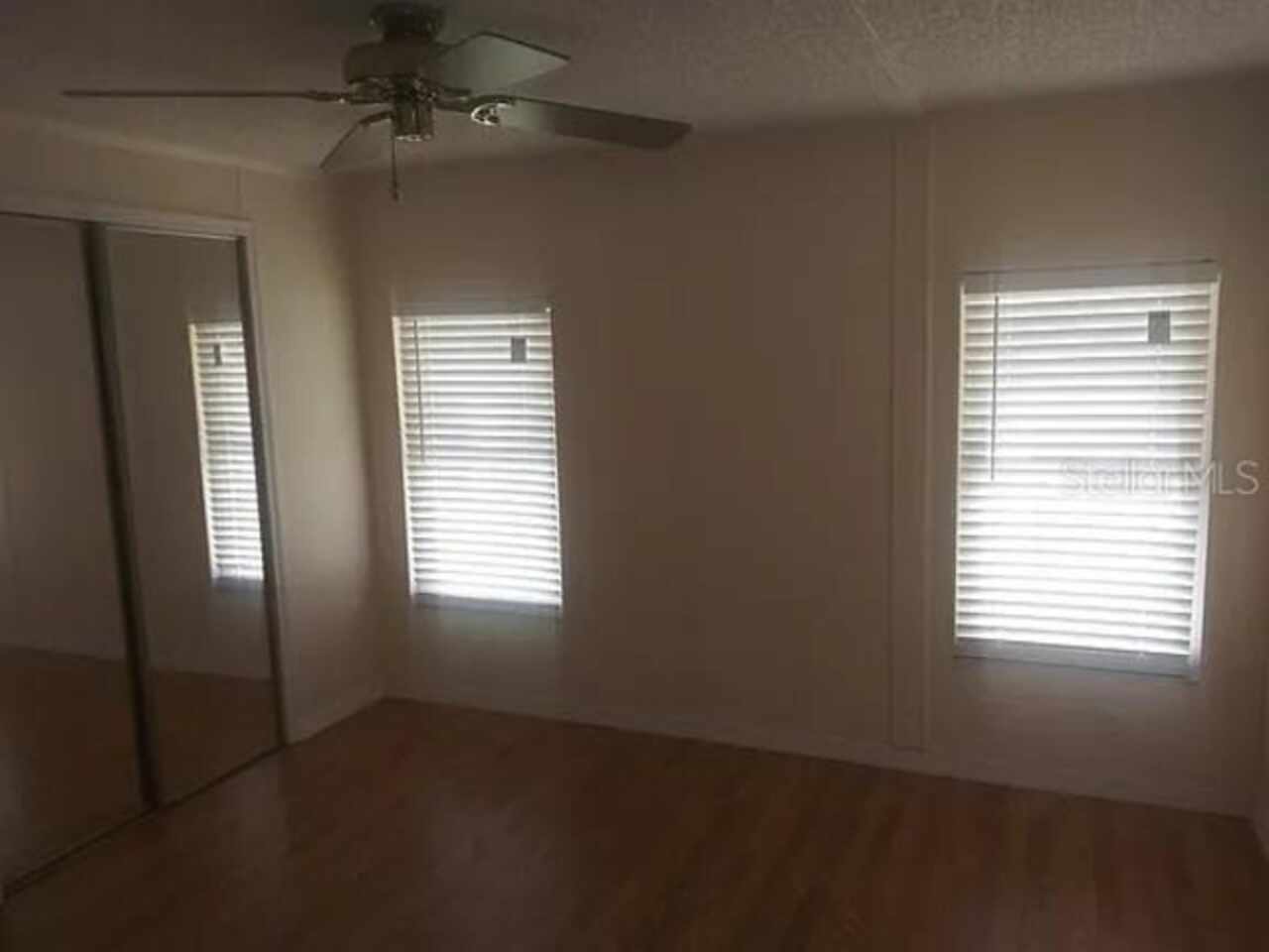 Listing Photo 11