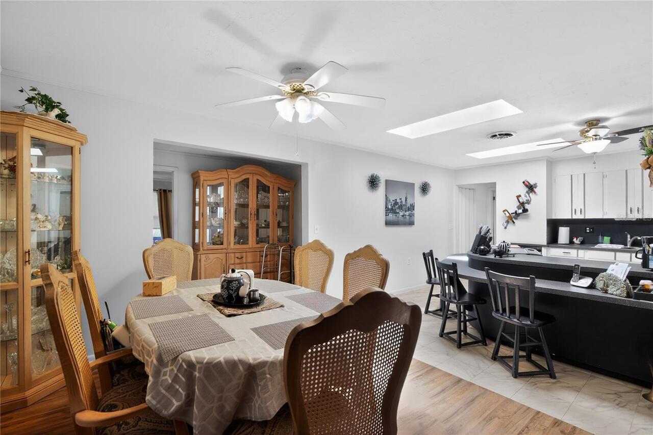 Listing Photo 9