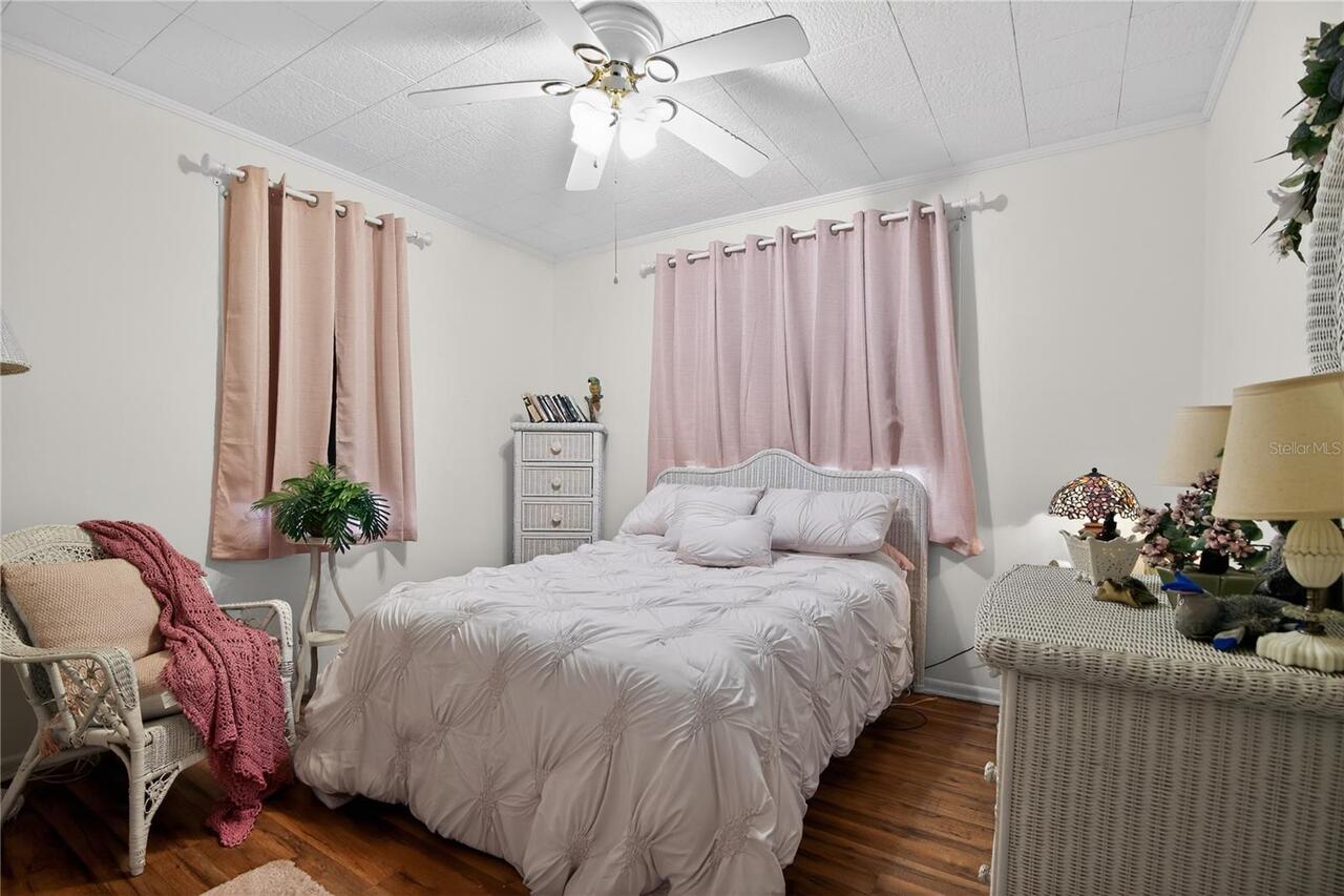 Listing Photo 17