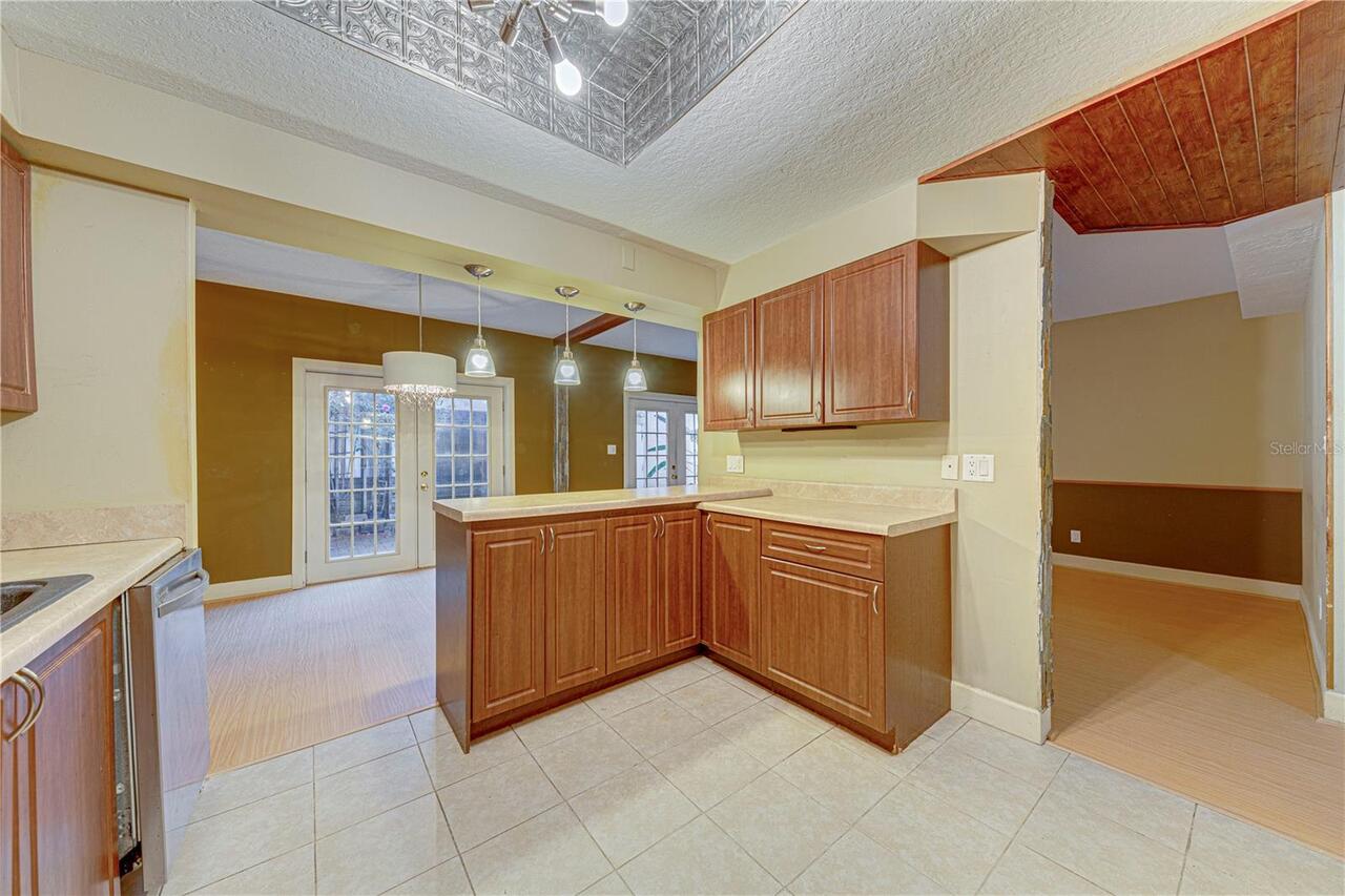 Listing Photo 17