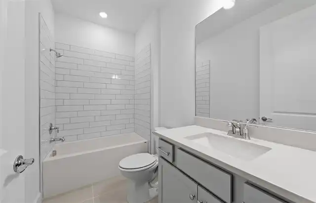 Listing Photo 9