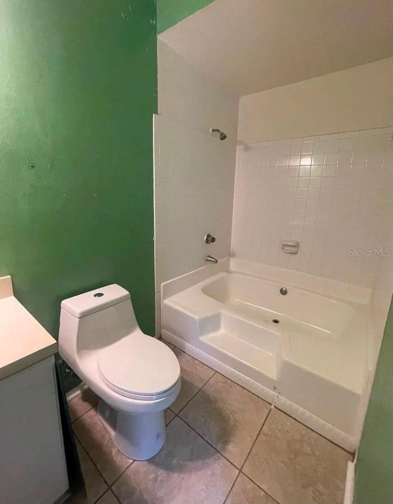 Listing Photo 17