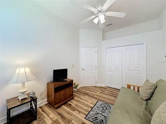 Listing Photo 37