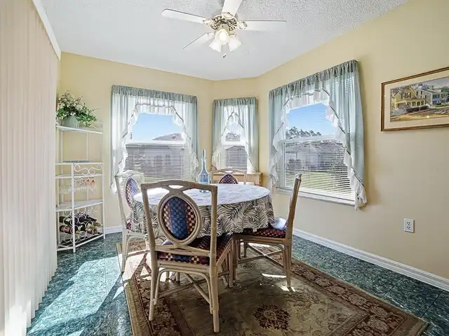 Listing Photo 17