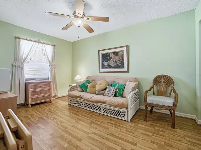 Listing Photo 22