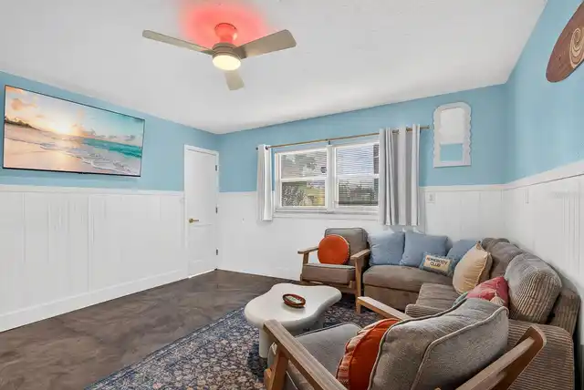 Listing Photo 10