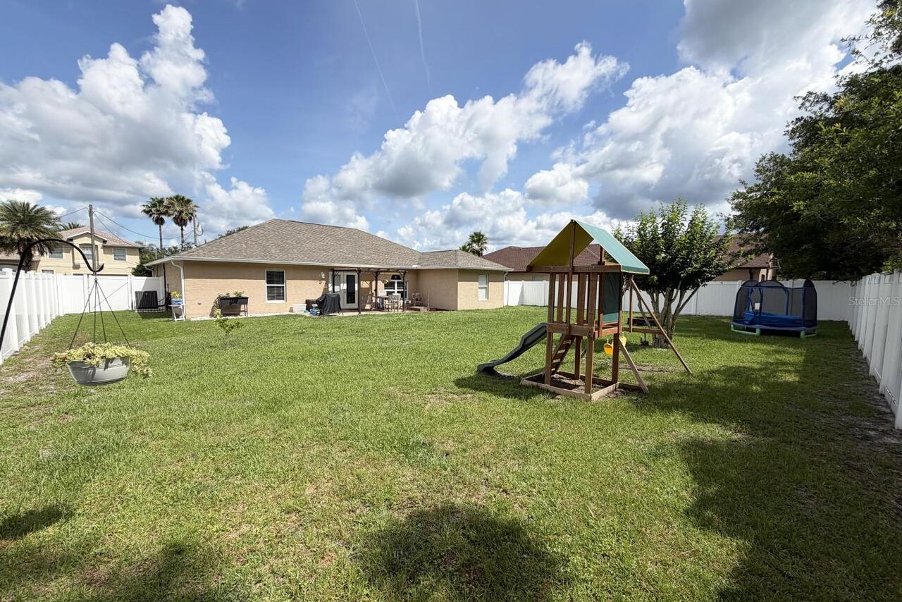 Listing Photo 25