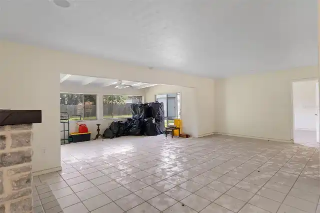 Listing Photo 33