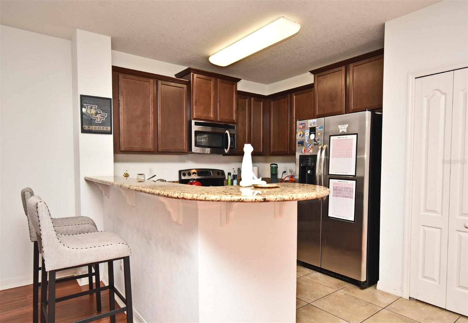 Listing Photo 8
