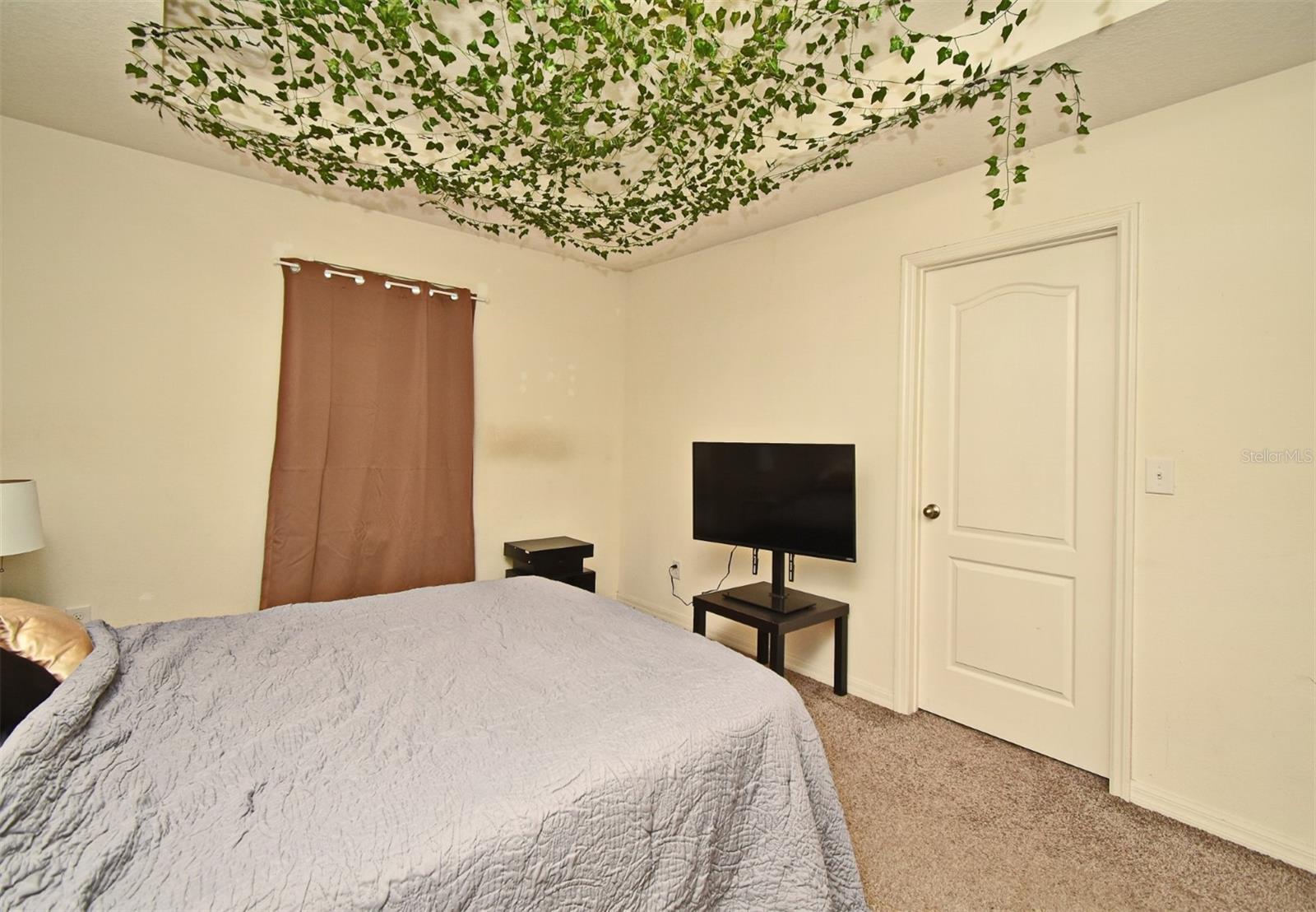 Listing Photo 16