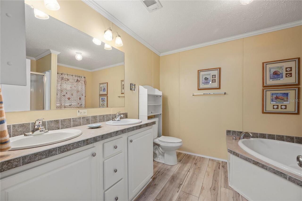 Listing Photo 23
