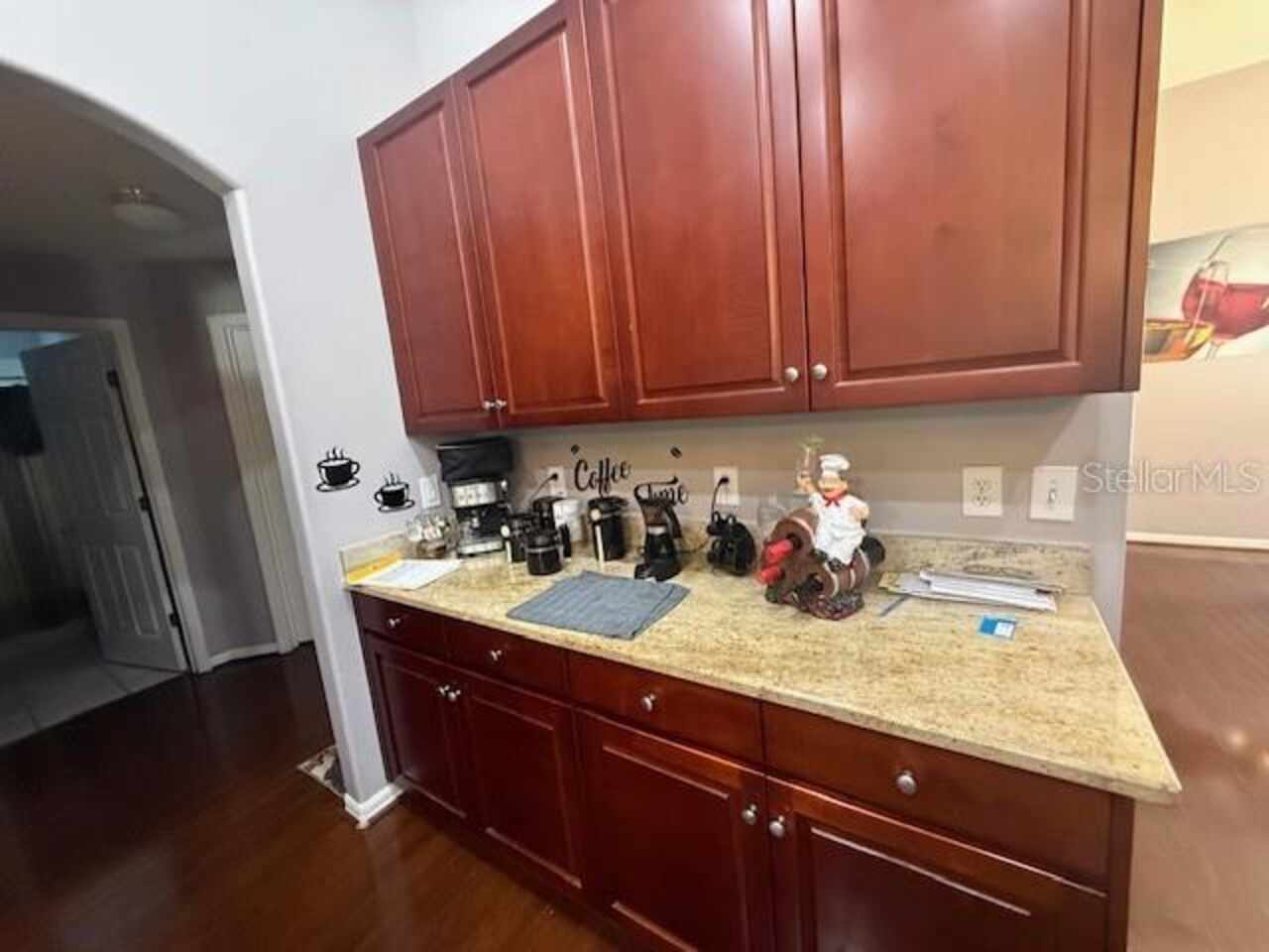 Listing Photo 6