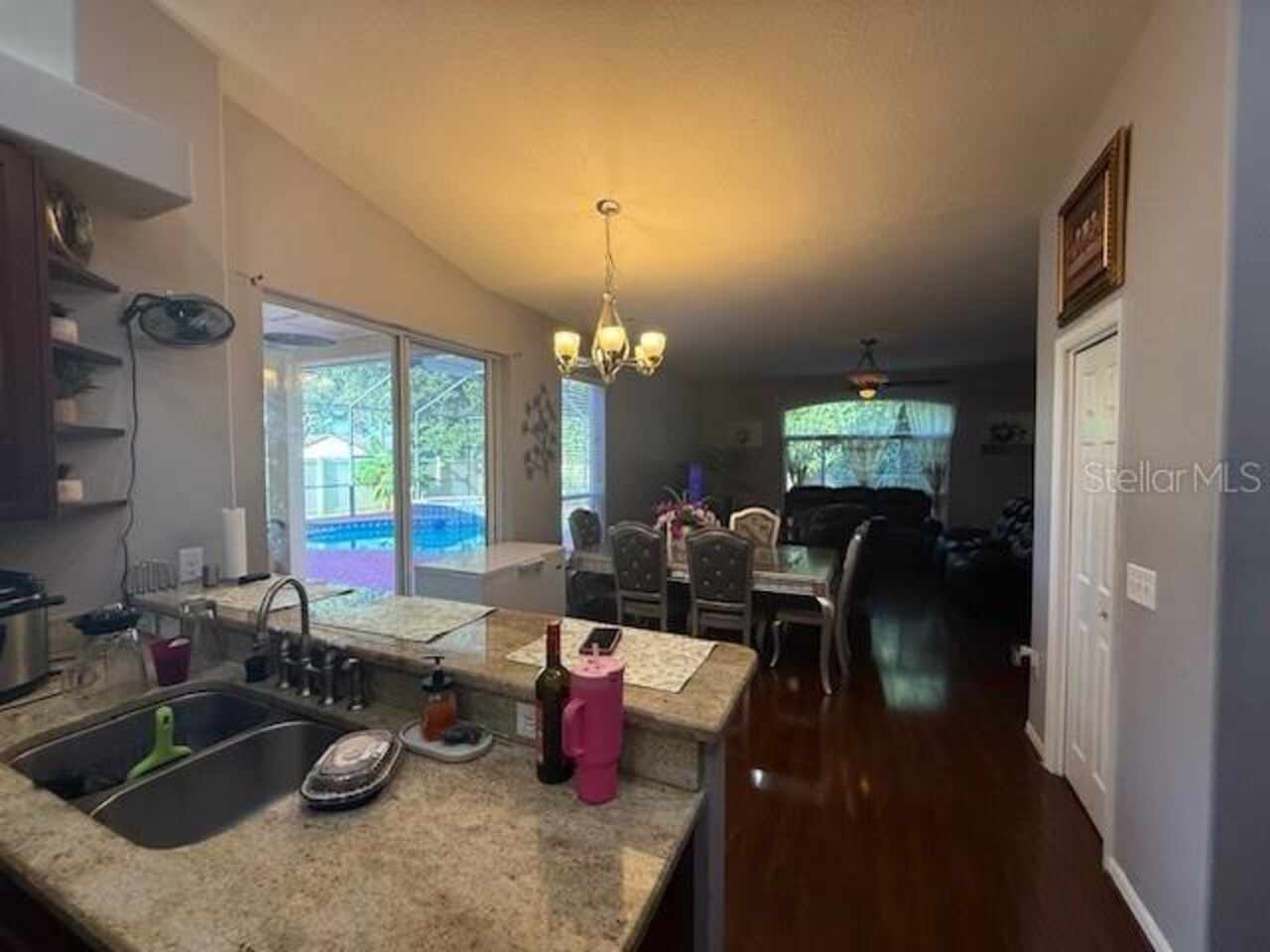 Listing Photo 9