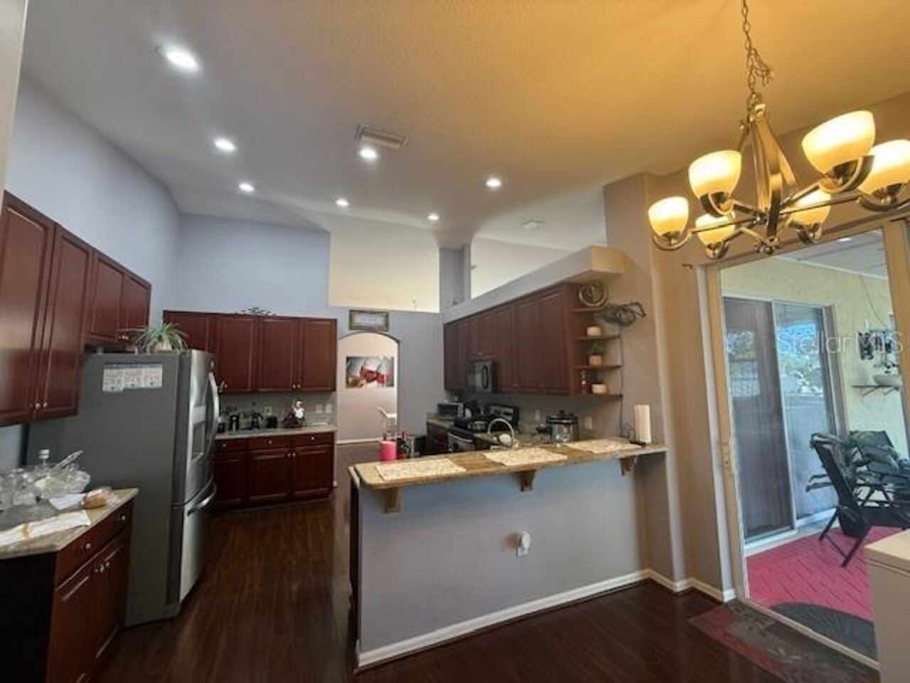 Listing Photo 11