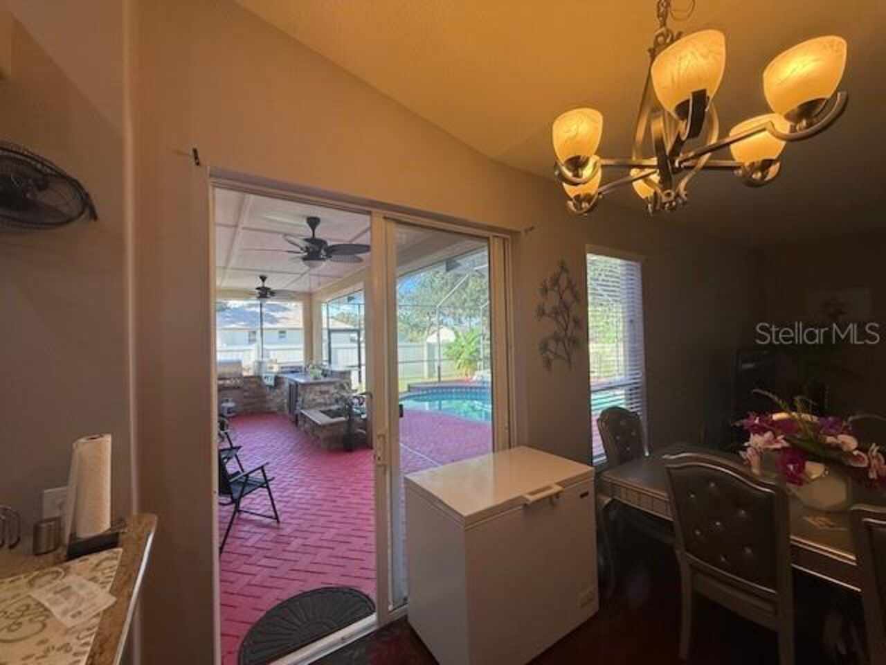 Listing Photo 12