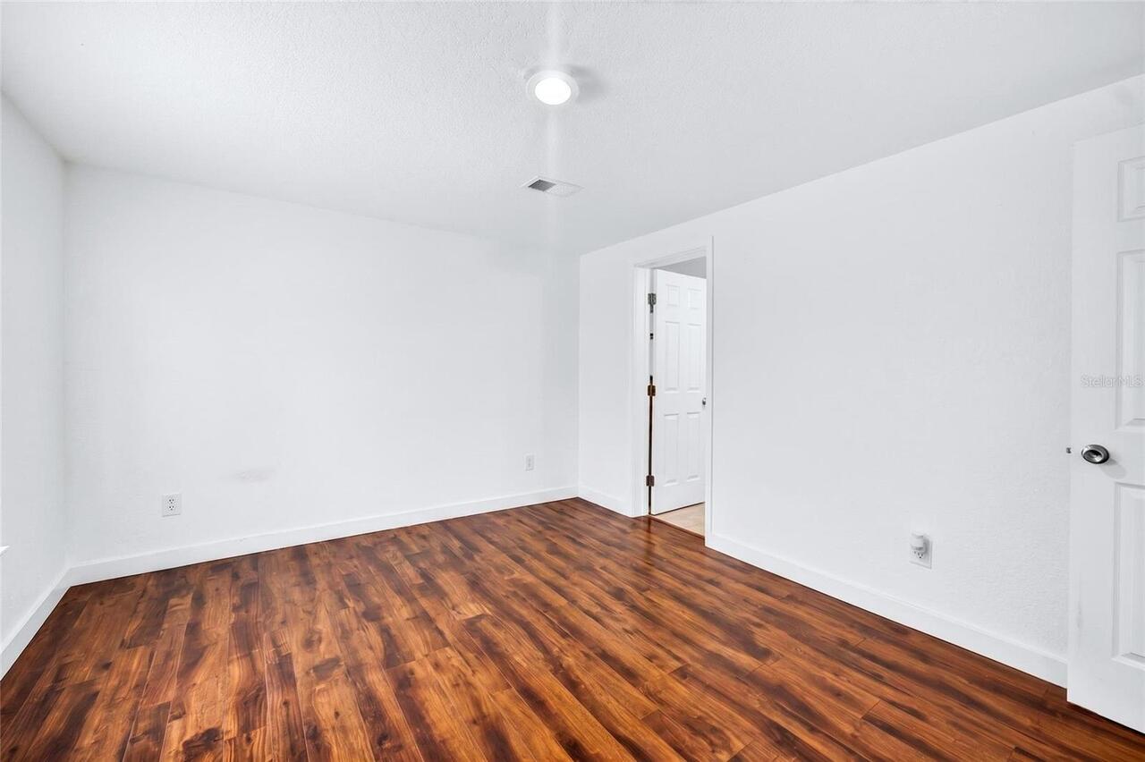 Listing Photo 26