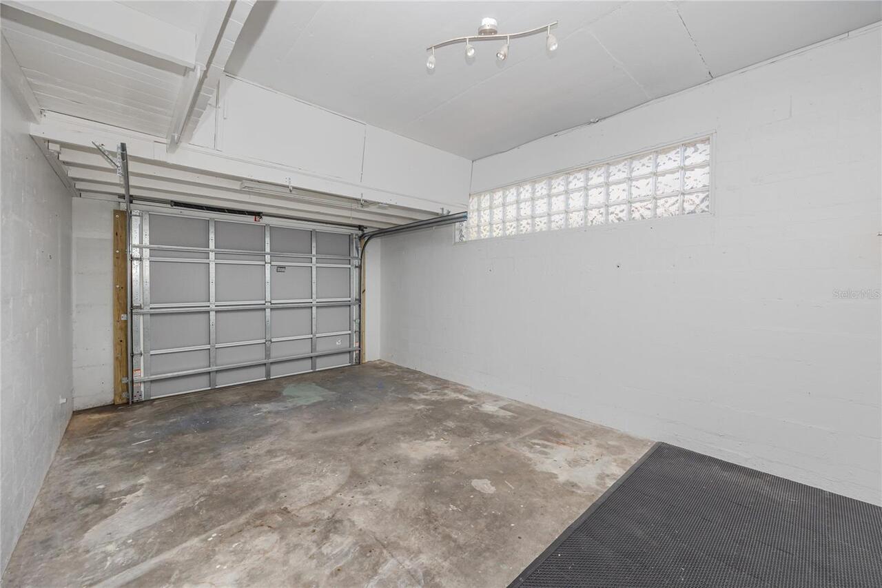 Listing Photo 33